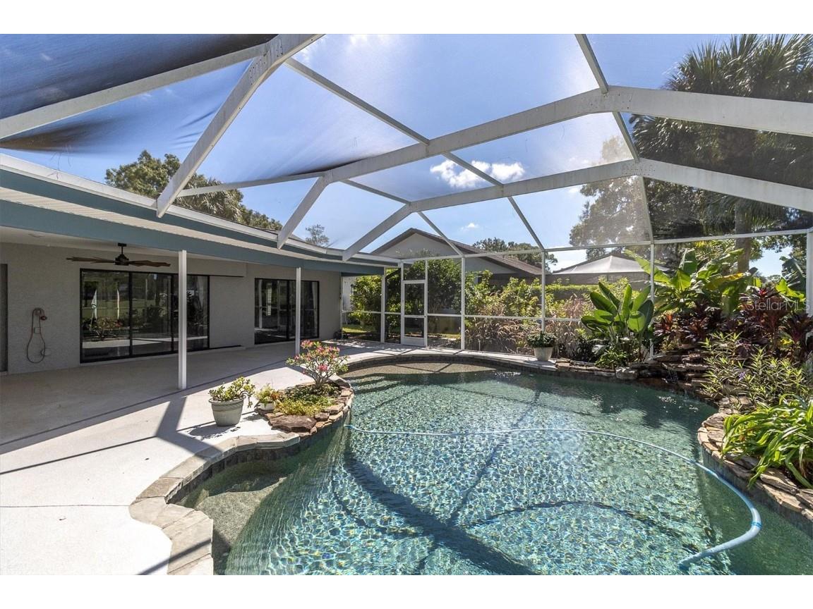 3587 Fairway Forest Drive Palm Harbor FL 34685 W7876727 image2