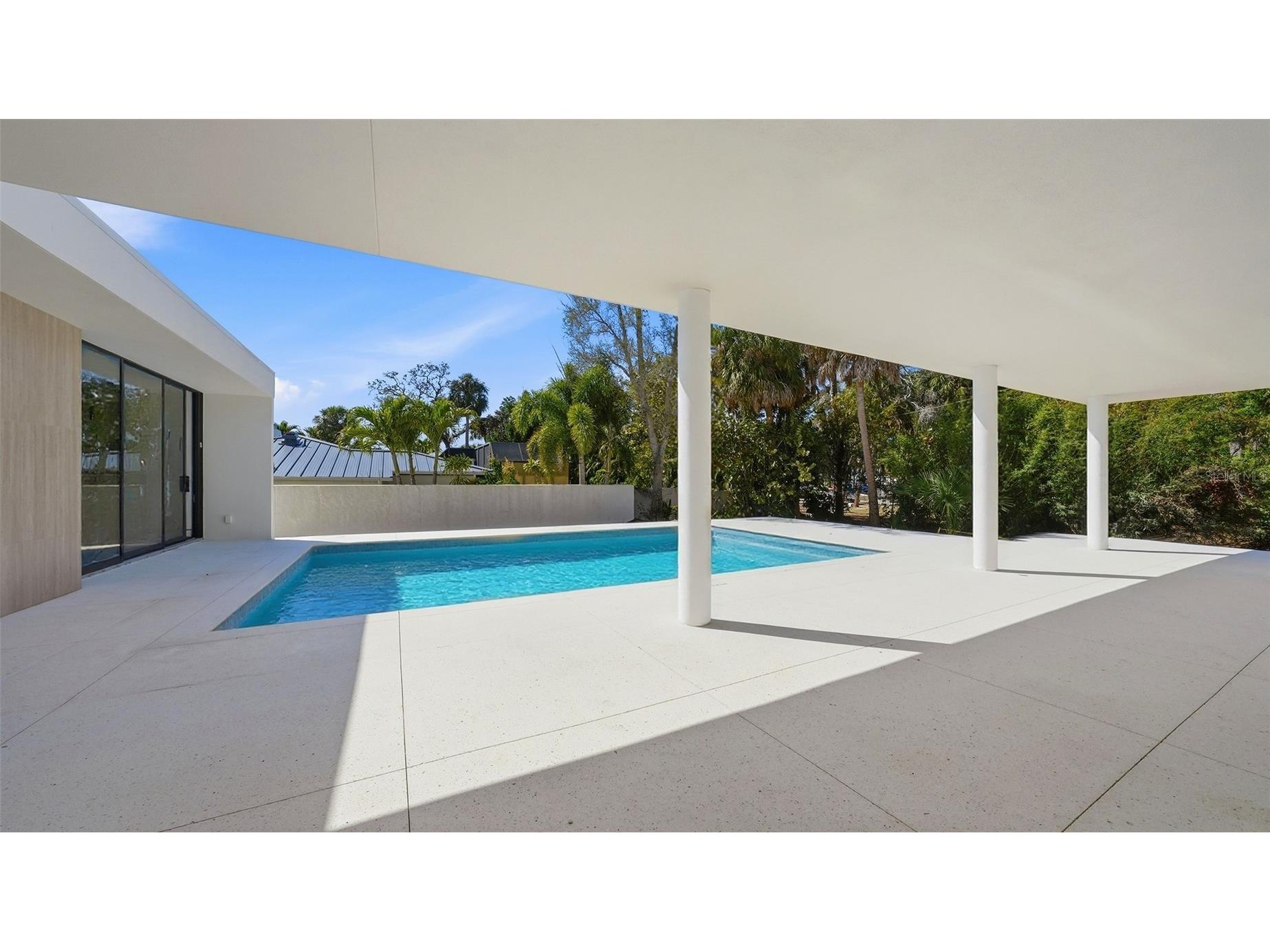 359 N Shore Drive Sarasota FL 34234 A4677821 image13