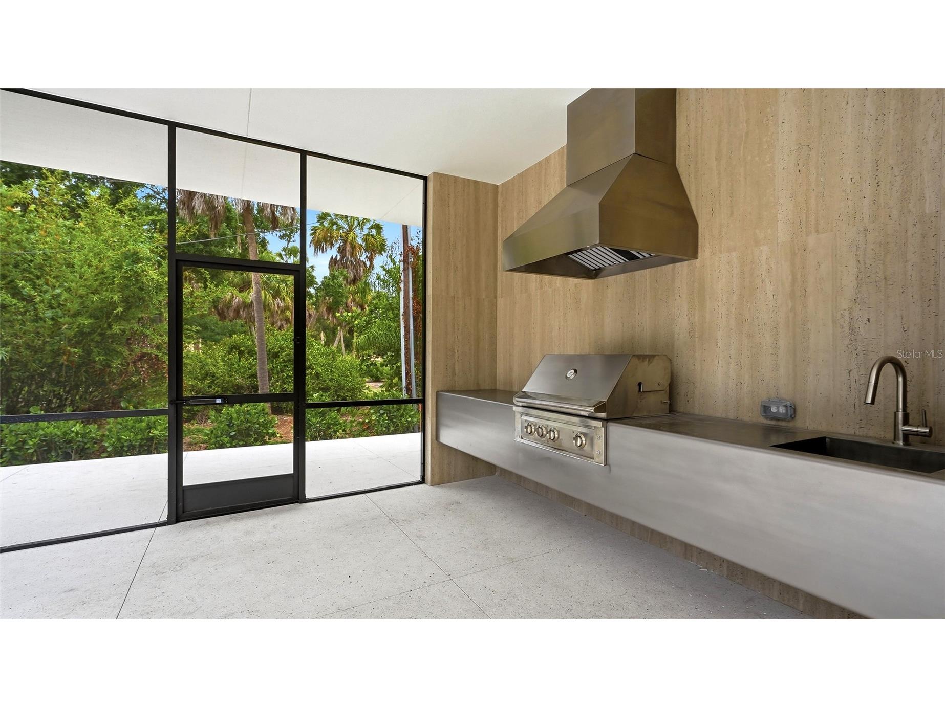 359 N Shore Drive Sarasota FL 34234 A4677821 image36