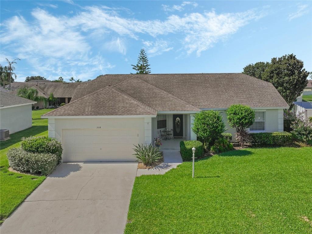 359 Ruby Lake Loop Winter Haven FL 33884 P4930987 image1
