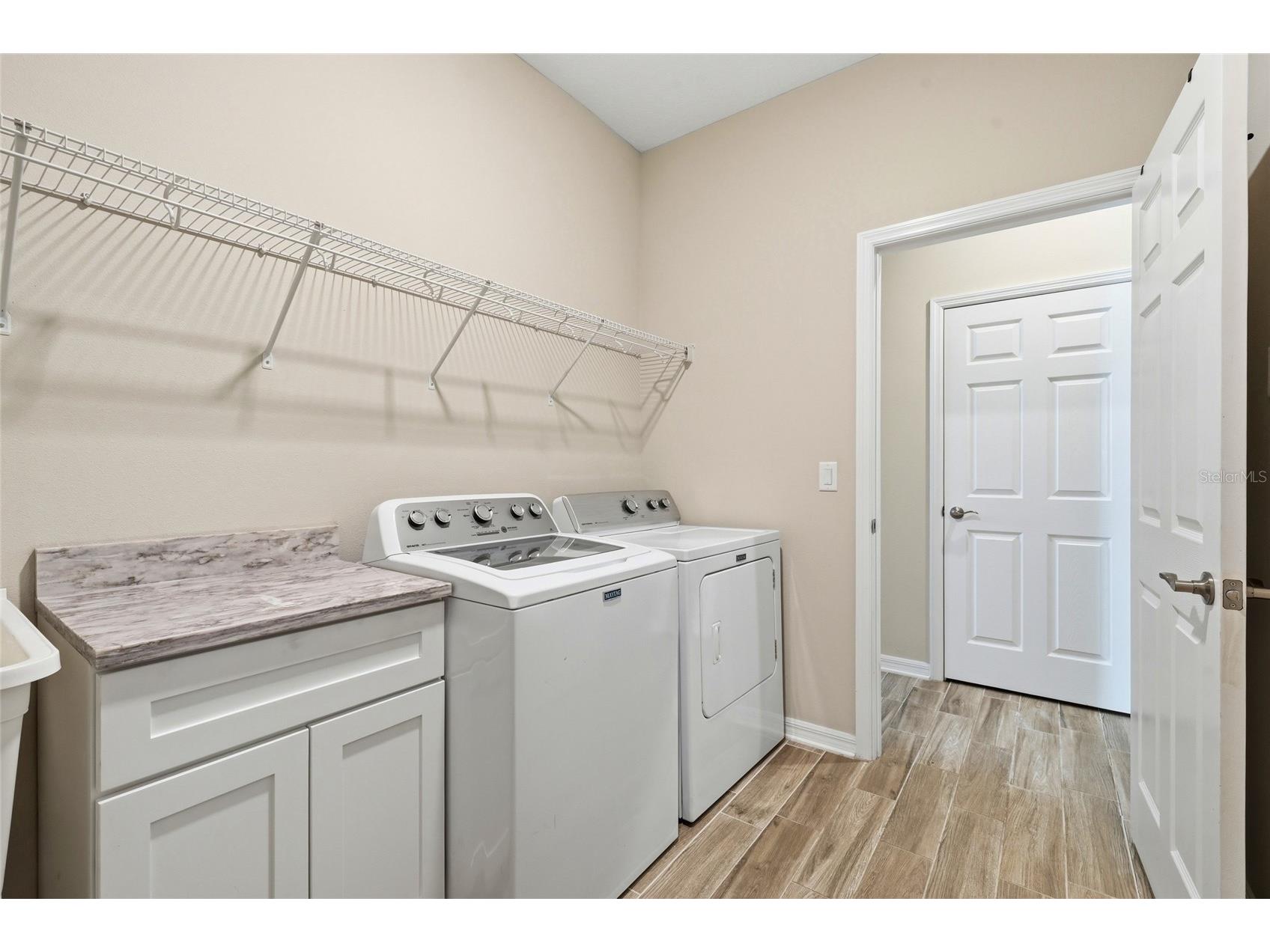 3590 Secret Stroll Drive Sarasota FL 34240 A4699349 image41