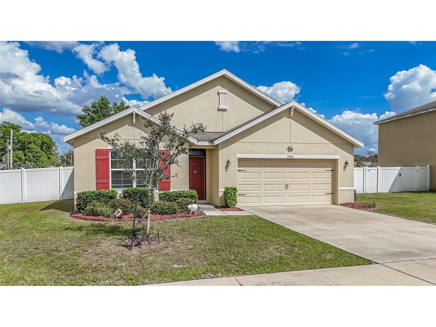 35900 Hillbrook Avenue Zephyrhills FL 33541 TB8493926 image1
