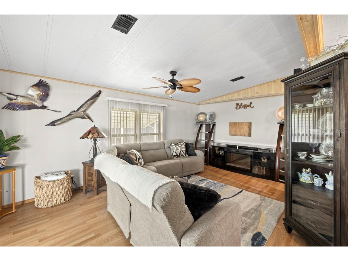 35918 Verano Lane Zephyrhills FL 33541 TB8427061 image3