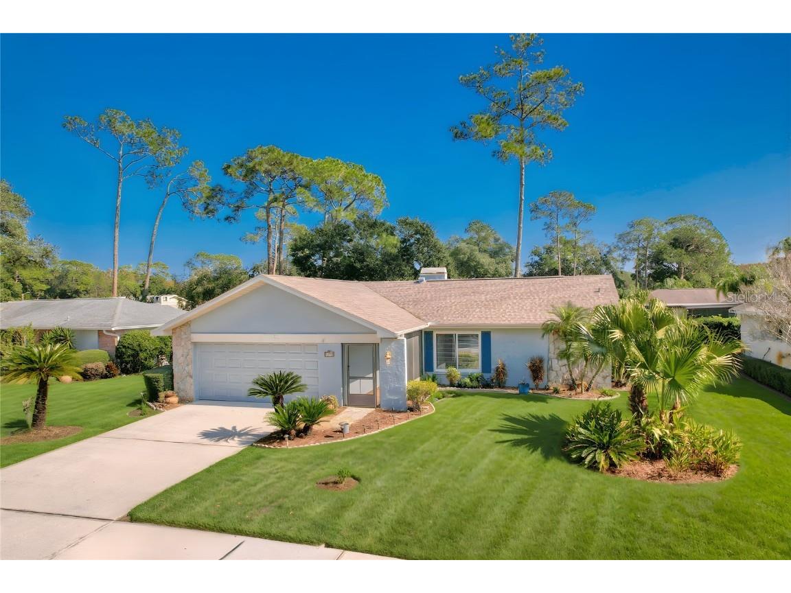 3592 Fairway Forest Drive Palm Harbor FL 34685 TB8451077 image1