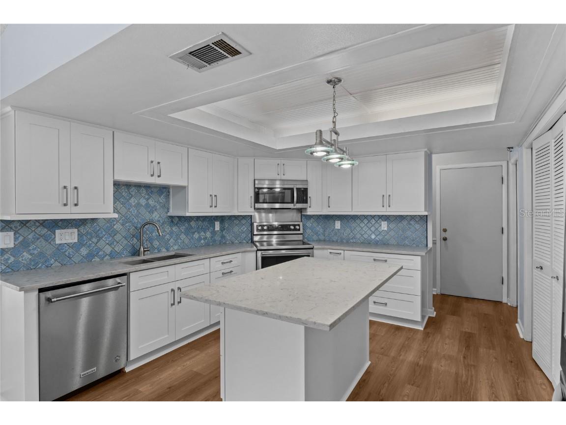 3592 Fairway Forest Drive Palm Harbor FL 34685 TB8451077 image16