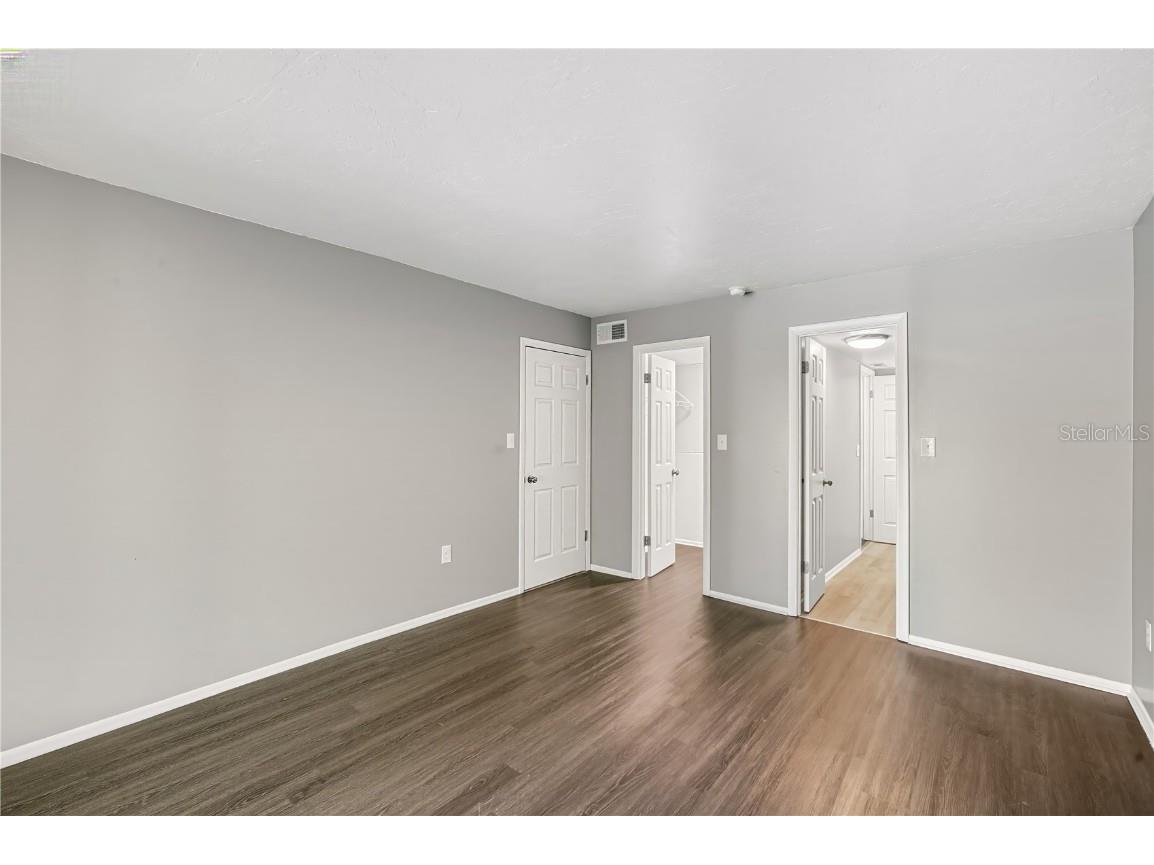 3592 Lake Bayshore Drive #217 Bradenton FL 34205 TB8402874 image17