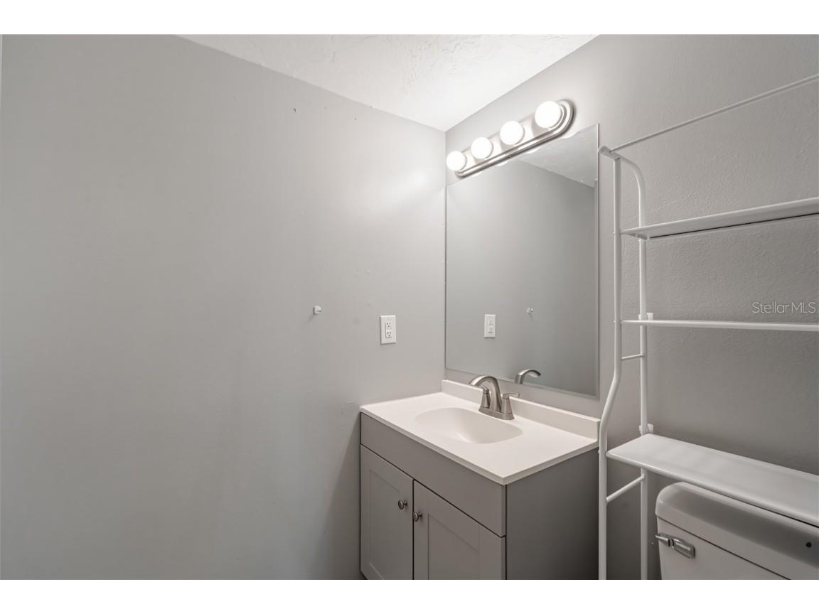 3592 Lake Bayshore Drive #217 Bradenton FL 34205 TB8402874 image19