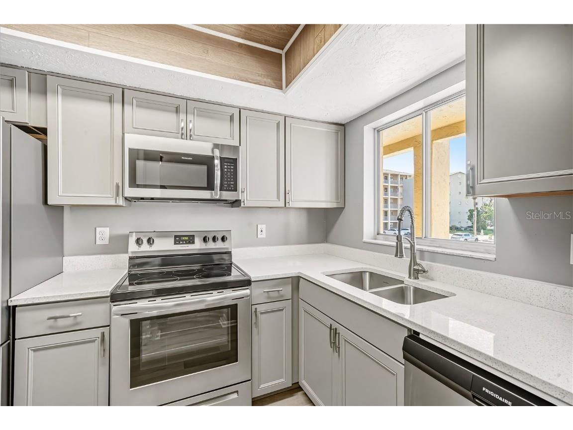 3592 Lake Bayshore Drive #217 Bradenton FL 34205 TB8402874 image6