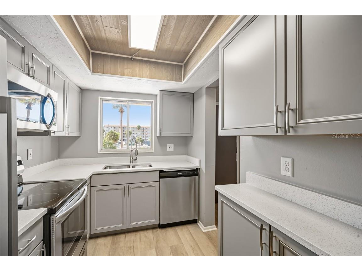 3592 Lake Bayshore Drive #217 Bradenton FL 34205 TB8402874 image8