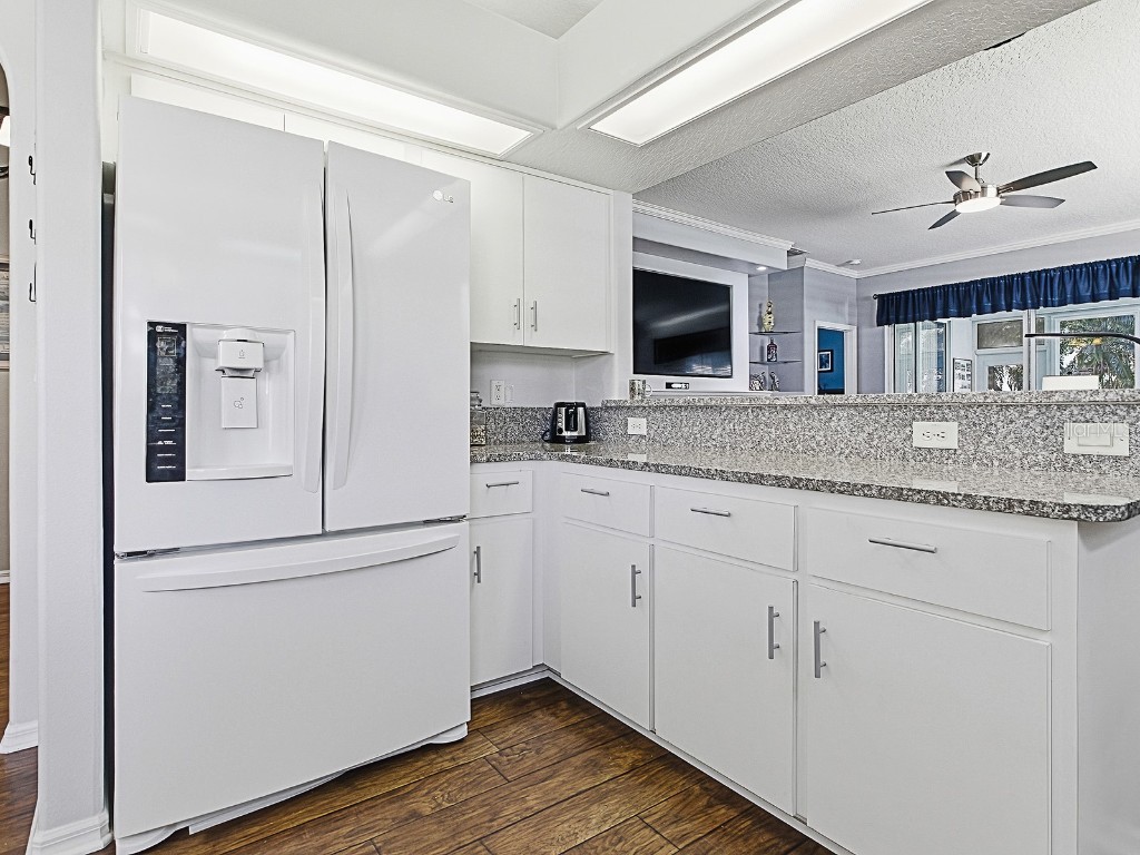 3592 Tropical Seas Loop Tavares FL 32778 - LITTLE LAKE HARRIS G5103892 image17