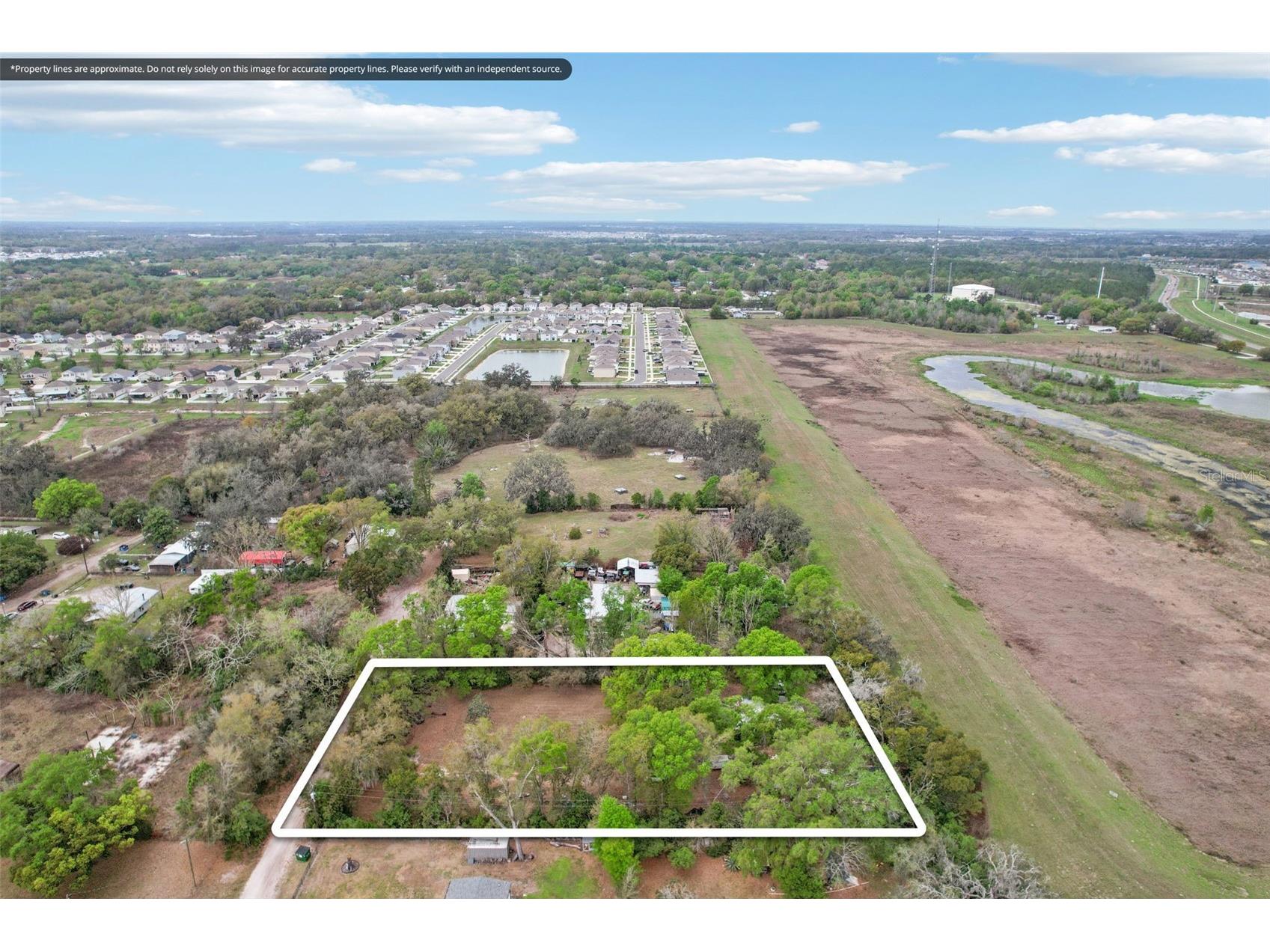 35929 Valleybrook Avenue Zephyrhills FL 33541 TB8485363 image3