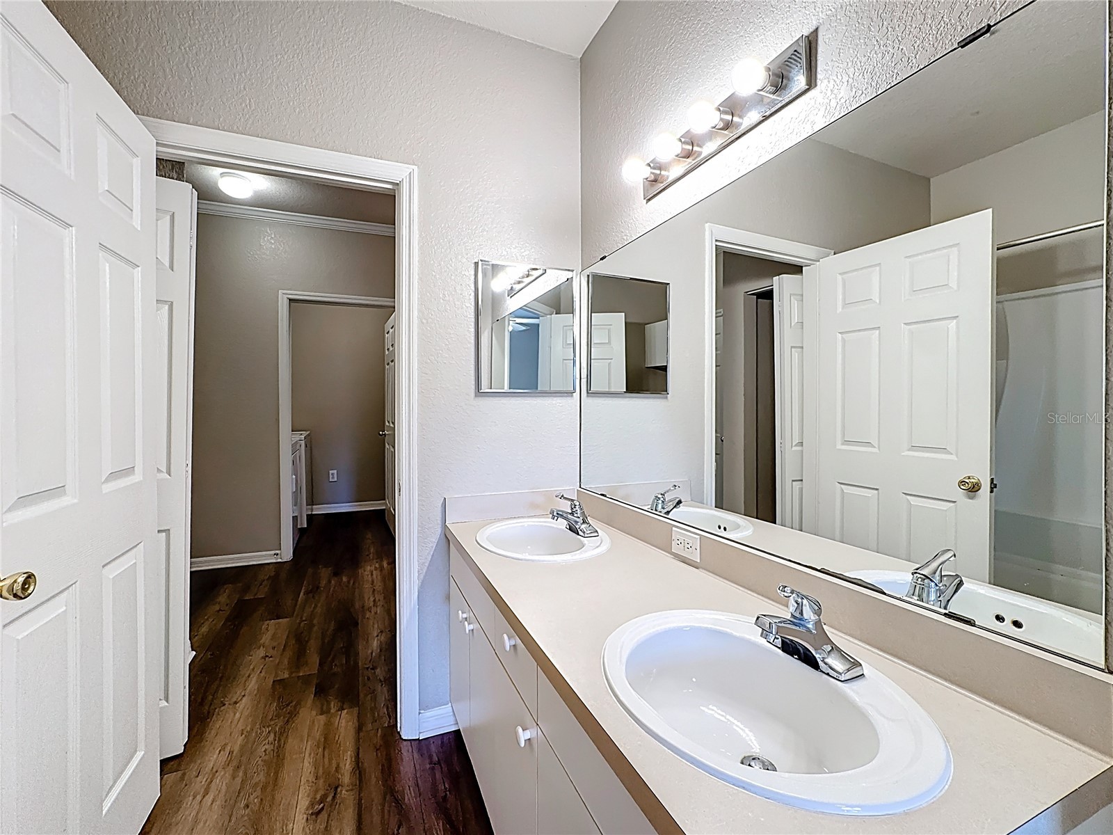 3593 Conroy Road #433 Orlando FL 32839 V4949007 image25