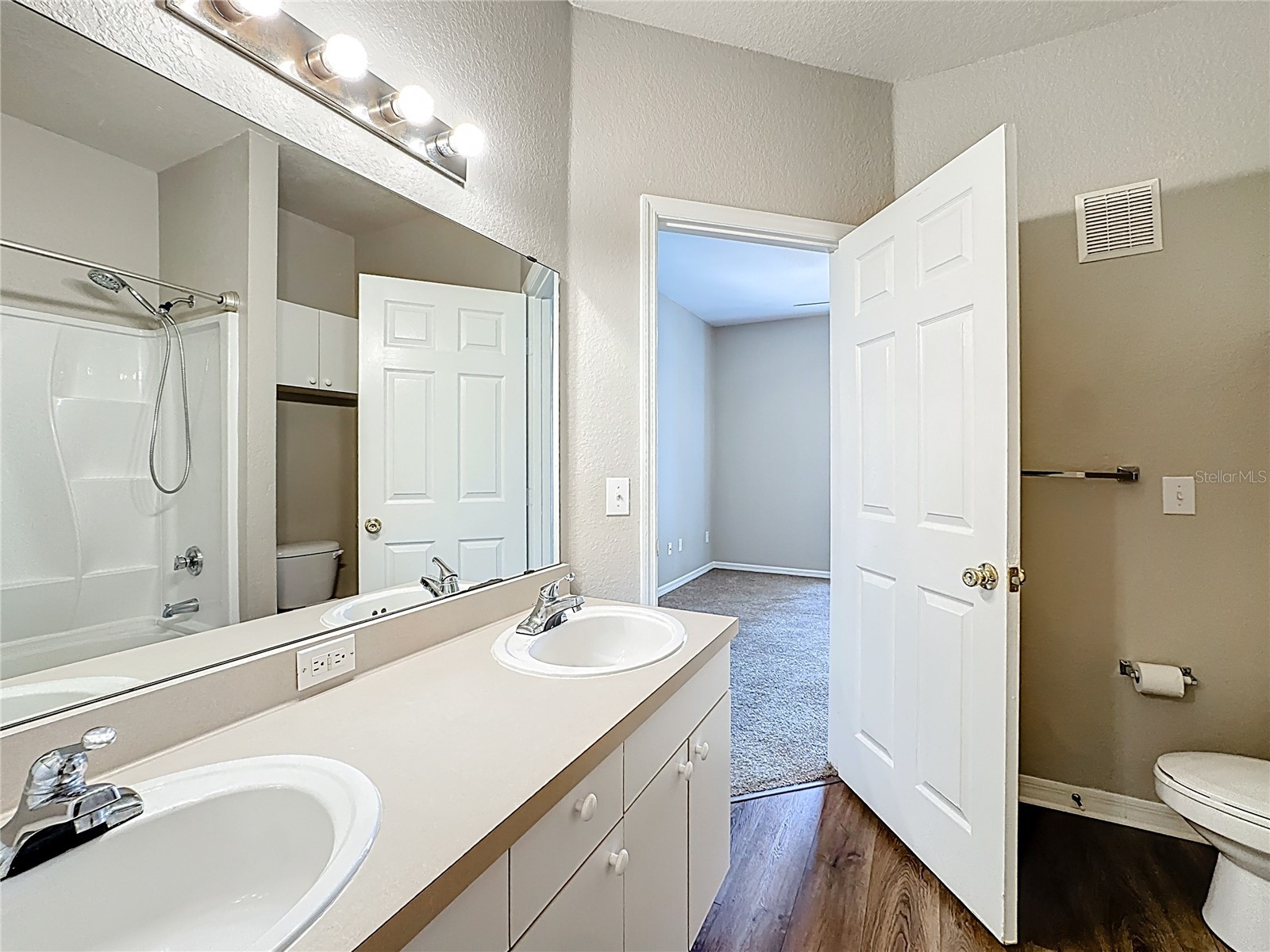 3593 Conroy Road #433 Orlando FL 32839 V4949007 image26