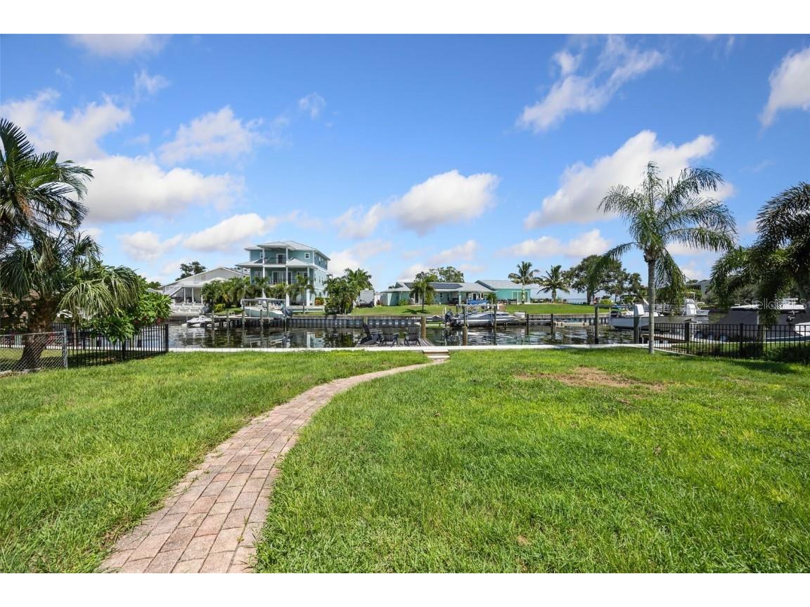 3596 Beach Drive SE Saint Petersburg FL 33705 - COQUINA KEY CANAL O6344989 image25