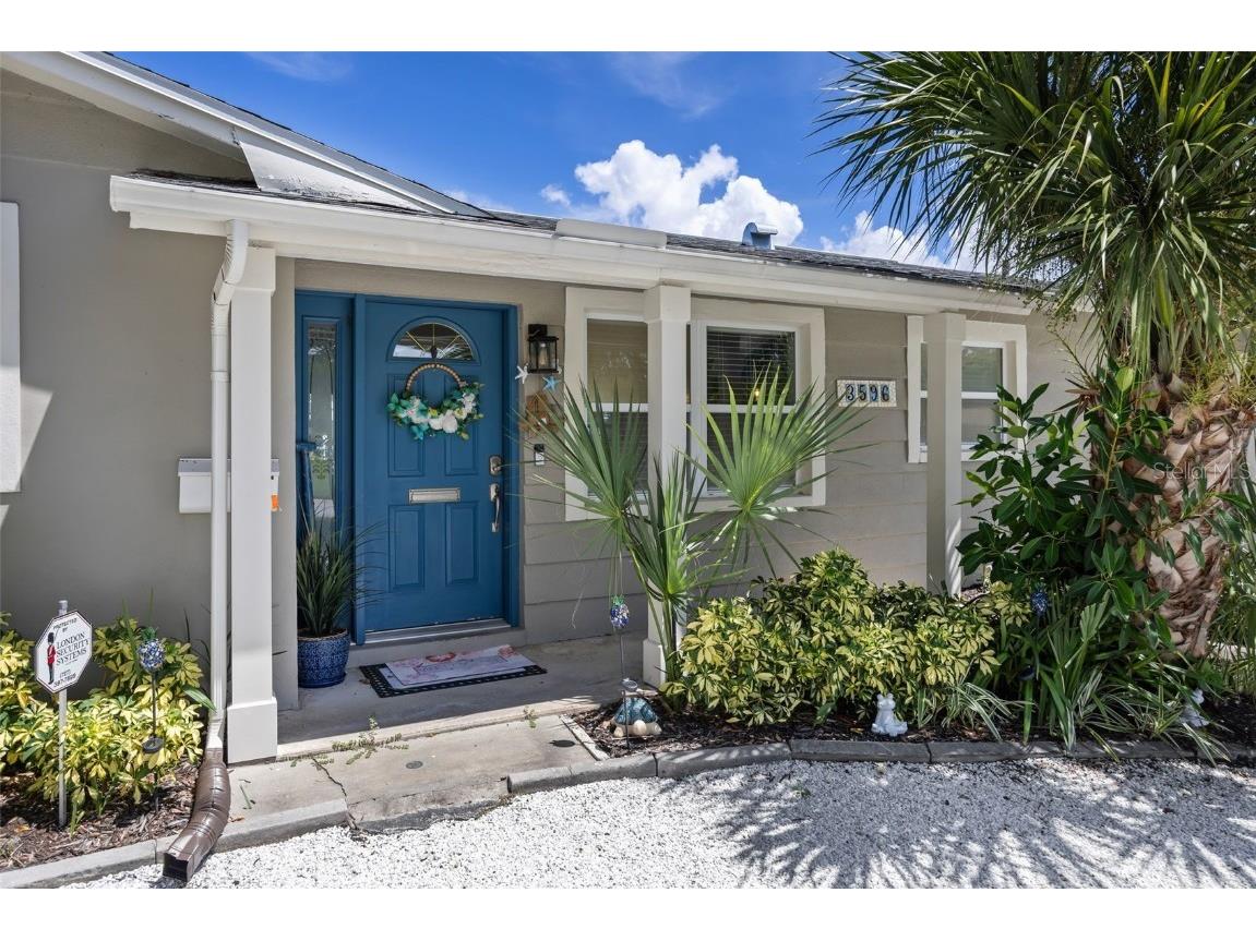 3596 Beach Drive SE Saint Petersburg FL 33705 - COQUINA KEY CANAL O6344989 image4