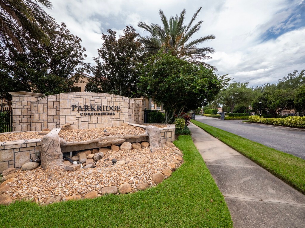 3596 Parkridge Circle #29-101 Sarasota FL 34243 A4618887 image1