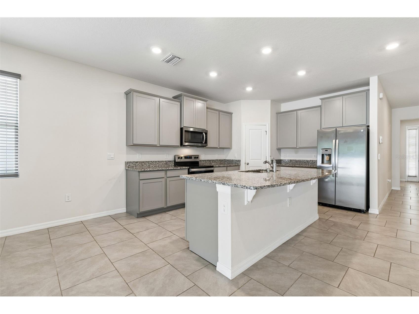 35977 Morse Willow Court Zephyrhills FL 33541 TB8496869 image6