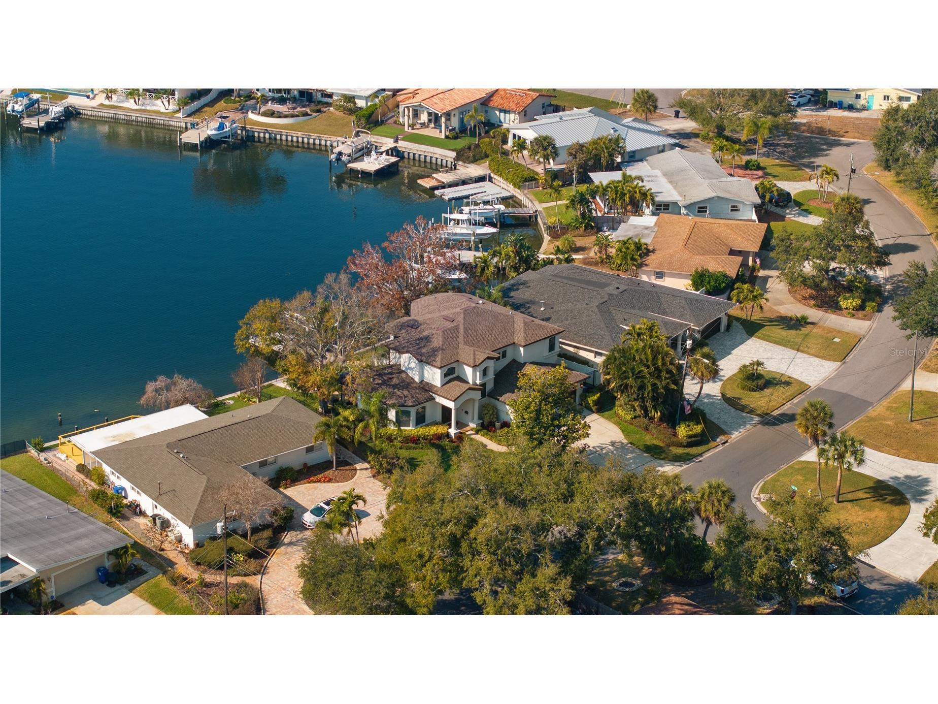3598 10th Street NE Saint Petersburg FL 33704 - TAMPA BAY O6375817 image45