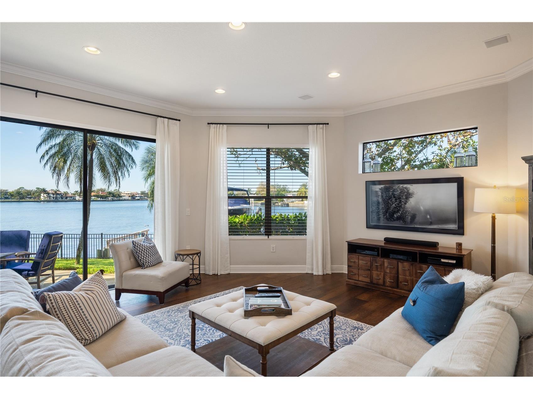 3598 10th Street NE Saint Petersburg FL 33704 - TAMPA BAY O6375817 image8