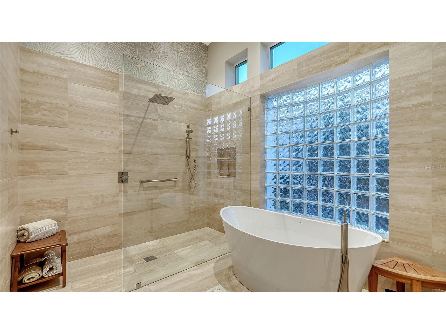 3598 Fair Oaks Lane Longboat Key FL 34228 A4677923 image17