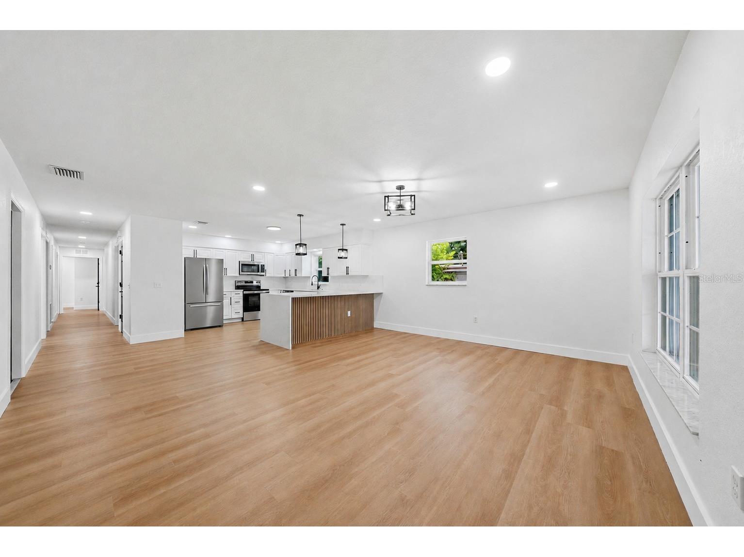 3599 74 Avenue N Pinellas Park FL 33781 TB8514128 image8