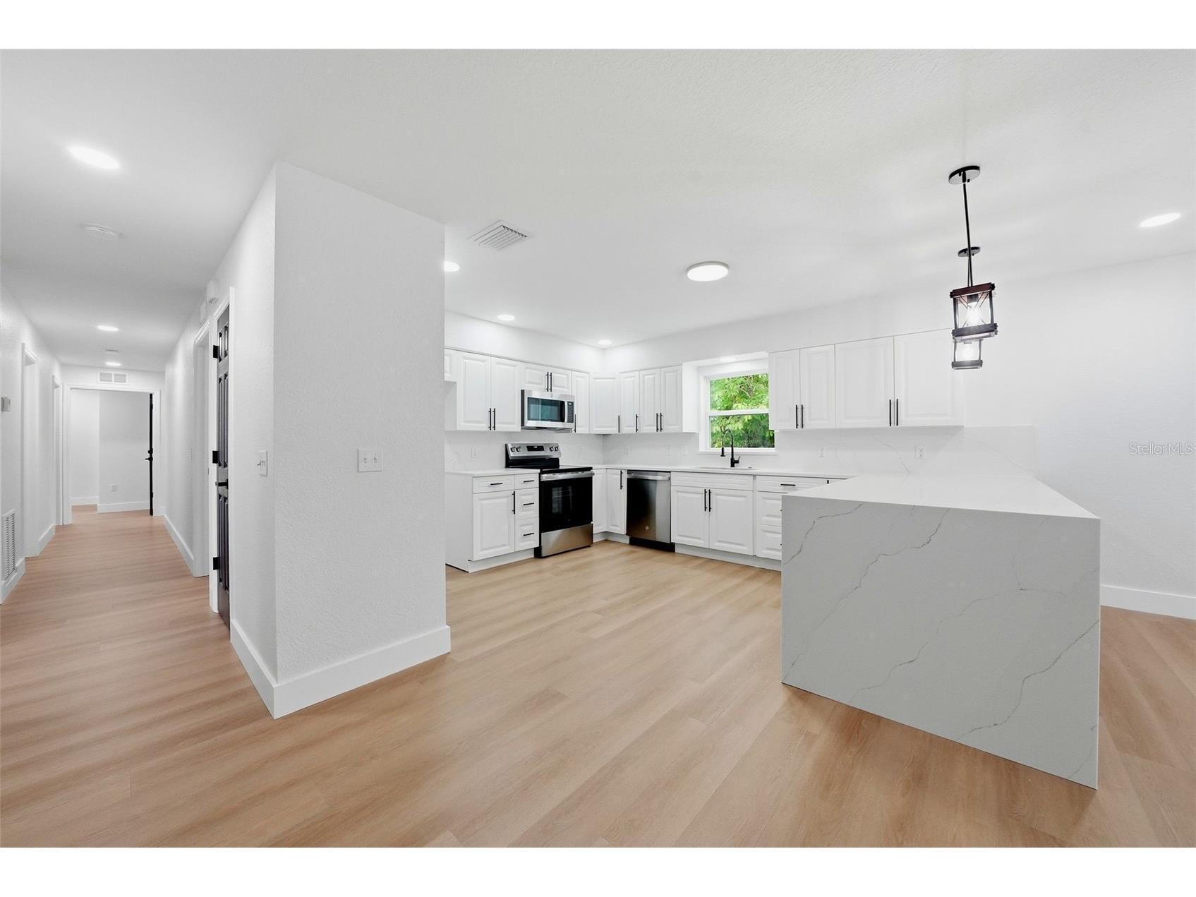 3599 74 Avenue N Pinellas Park FL 33781 TB8514128 image9