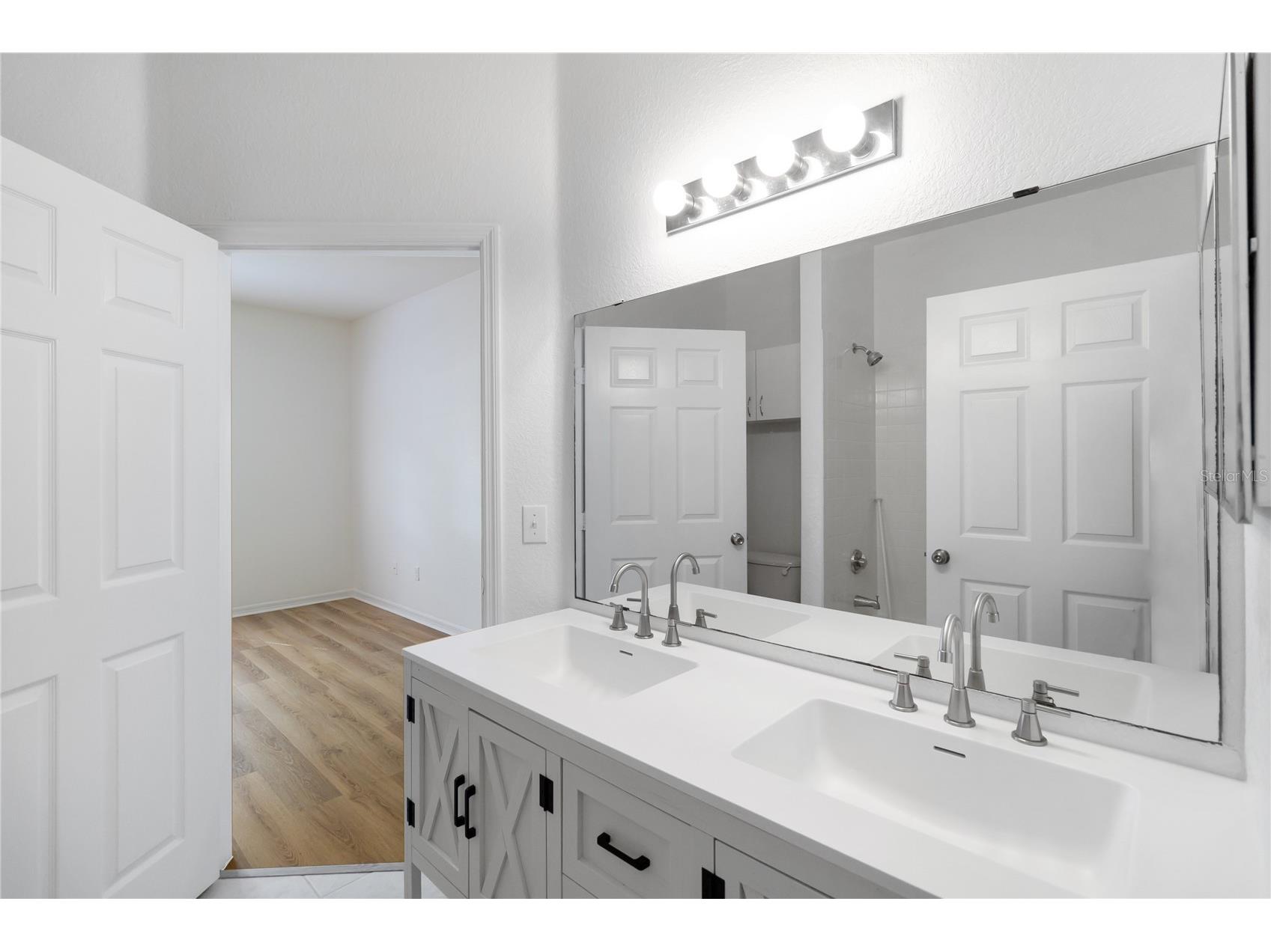 3599 Conroy Road #915 Orlando FL 32839 O6398621 image17