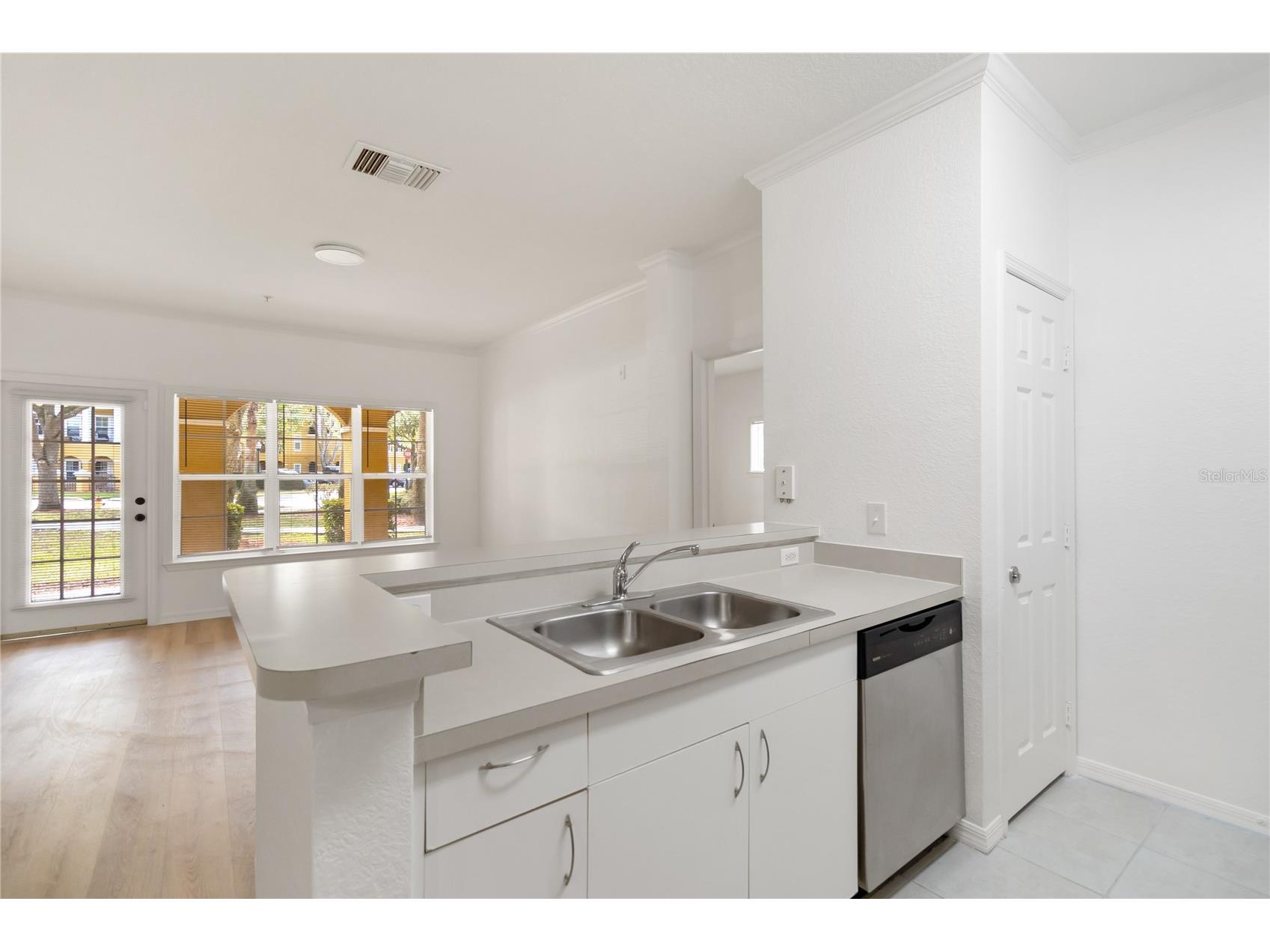 3599 Conroy Road #915 Orlando FL 32839 O6398621 image5