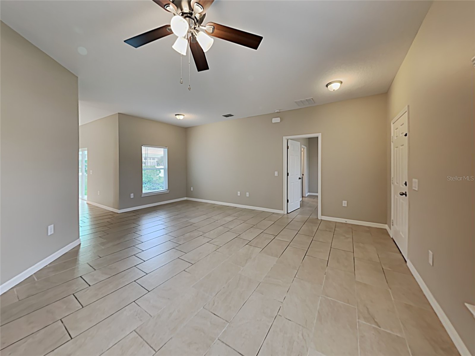 36 Alicante Court Kissimmee FL 34758 TB8494742 image3