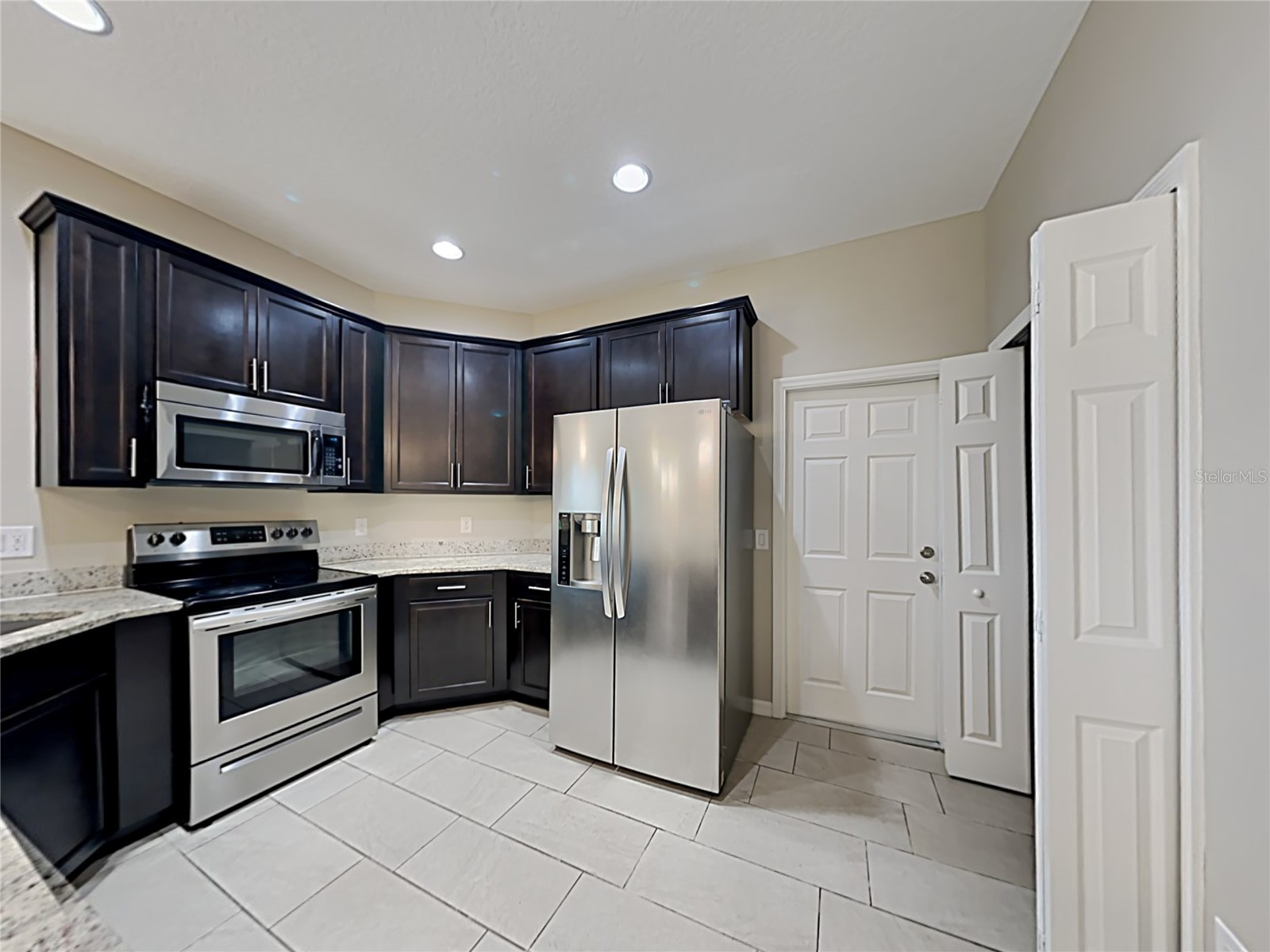 36 Alicante Court Kissimmee FL 34758 TB8494742 image5