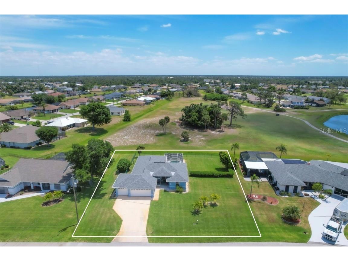 36 Bunker Way Rotonda West FL 33947 D6135984 image1