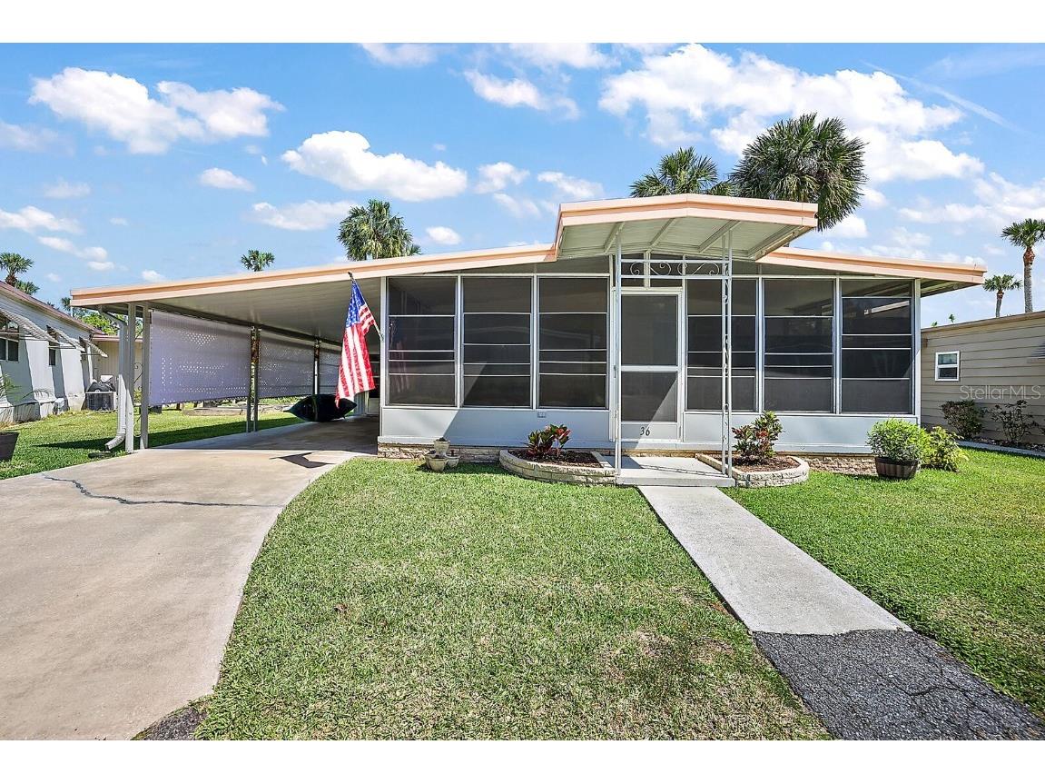 36 Cocos Plumosa Drive Eustis FL 32726 - Trout Lake G5066587 image1