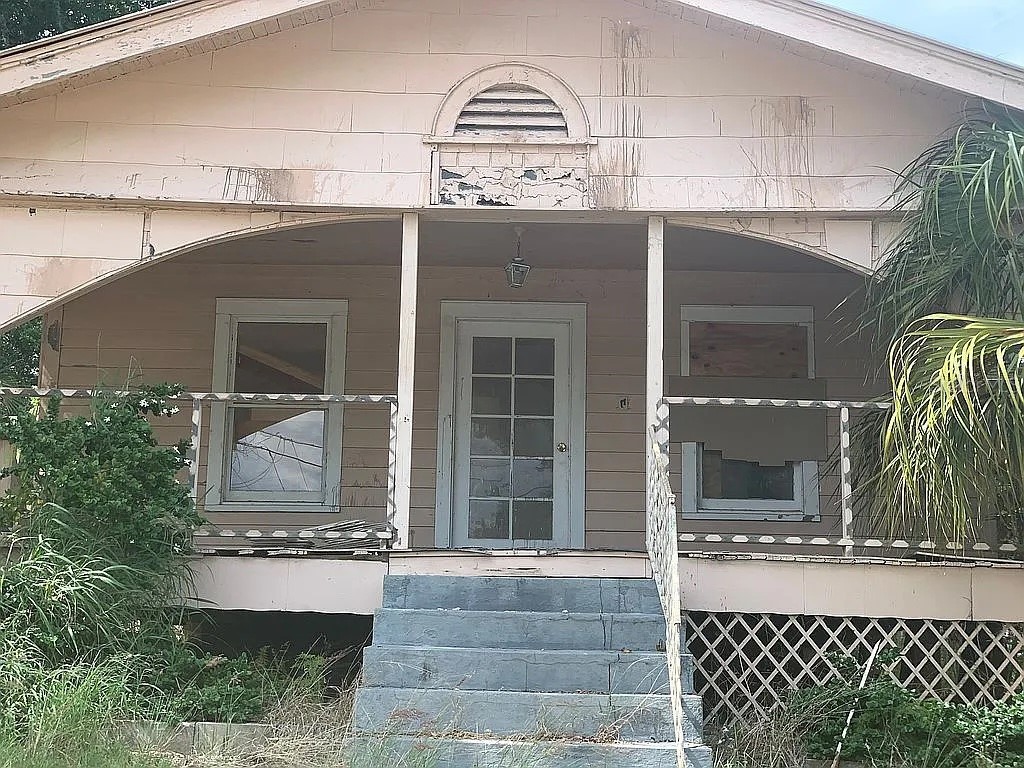 36 E Street Frostproof FL 33843 O6270284 image1