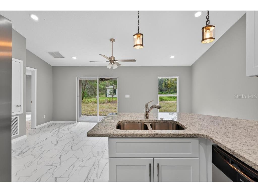 36 Fisher Lane Course Ocklawaha FL 32179 G5102969 image17