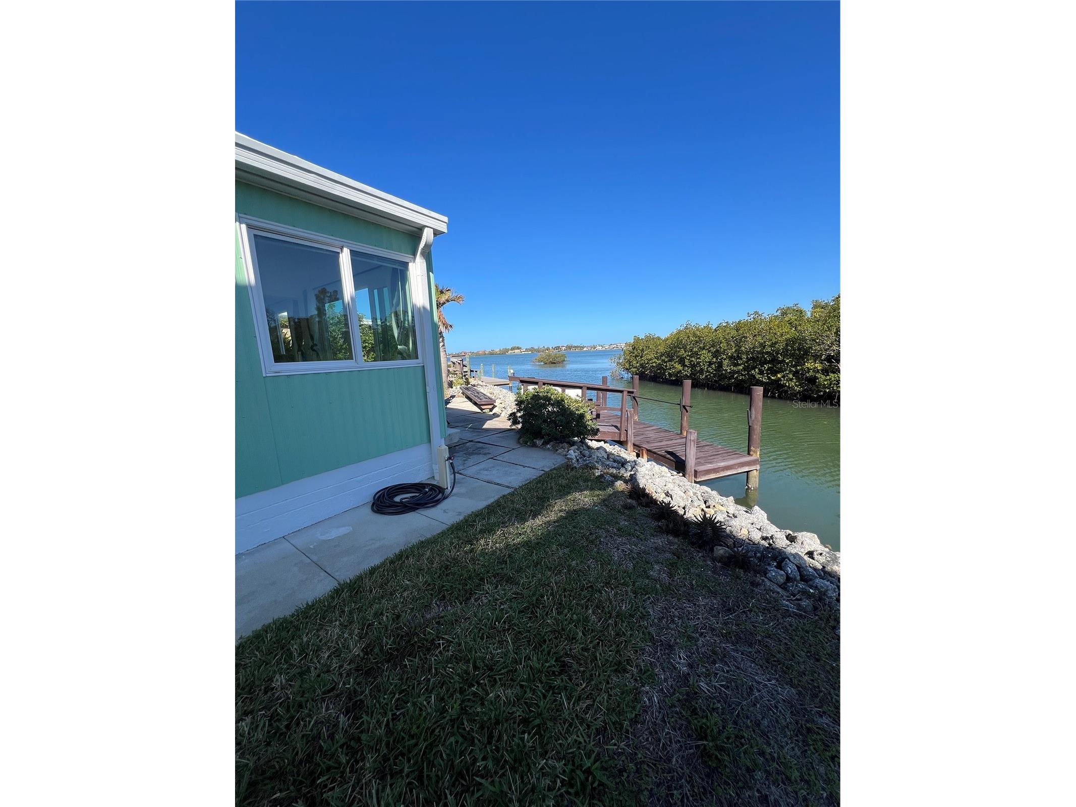 36 N Starboard Drive Venice FL 34285 - ROBERTS BAY A4650522 image7