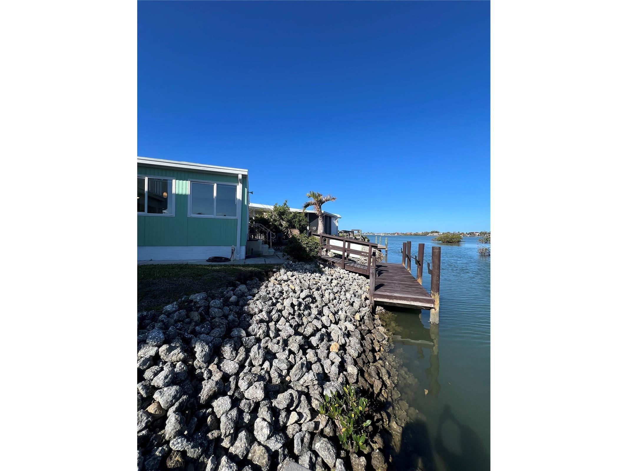 36 N Starboard Drive Venice FL 34285 - ROBERTS BAY A4650522 image8