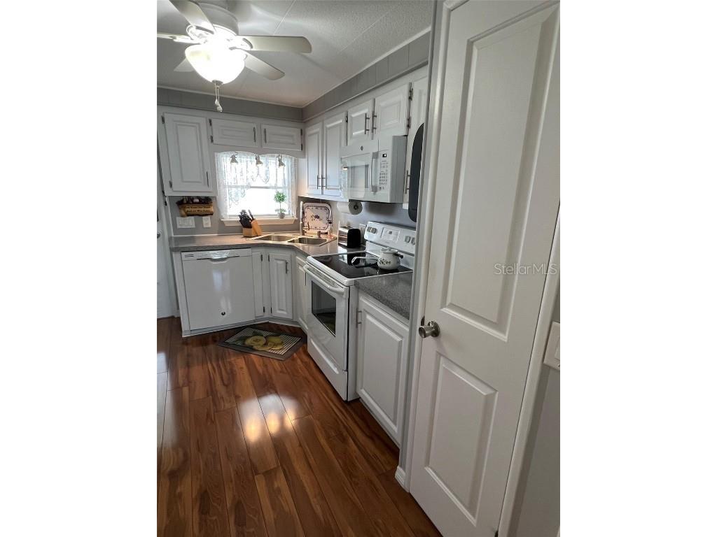 36 Thatch Palm Street E Largo FL 33770 TB8396188 image6