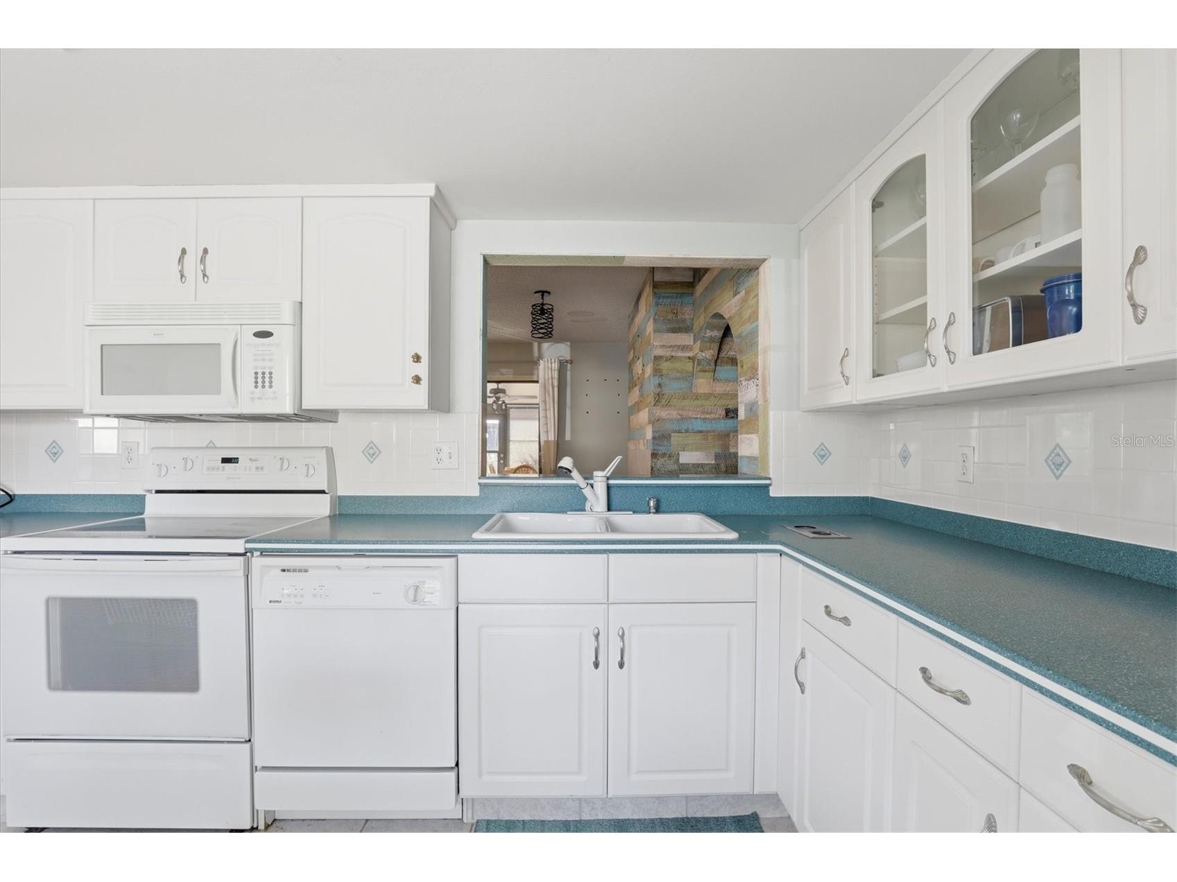 36 Windrush Bay Drive #36 Tarpon Springs FL 34689 TB8485215 image18