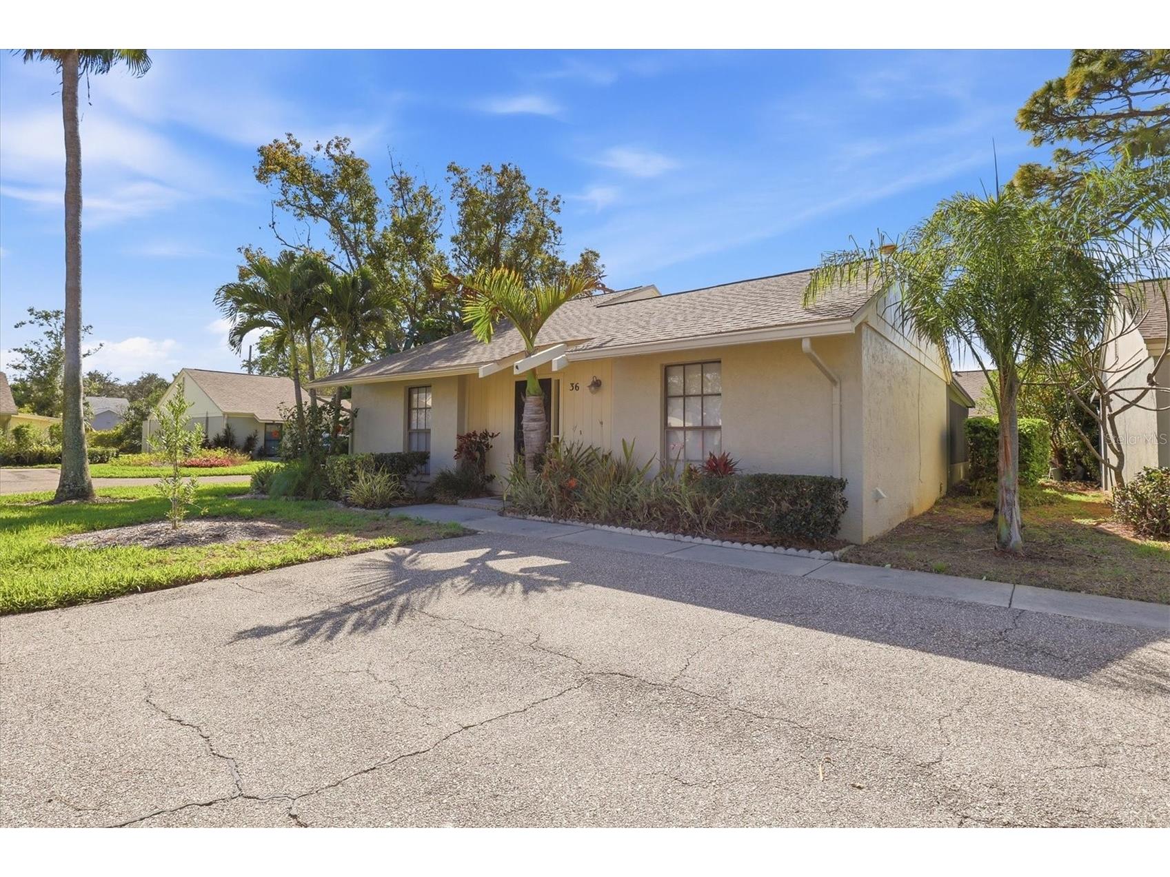 36 Windrush Bay Drive #36 Tarpon Springs FL 34689 TB8485215 image2