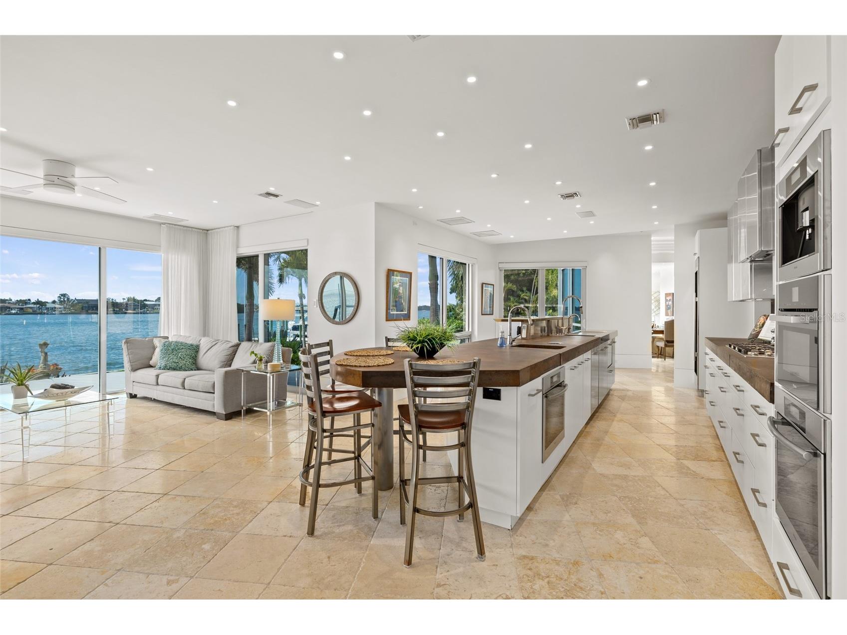 360 26th Avenue SE Saint Petersburg FL 33705 TB8494857 image18