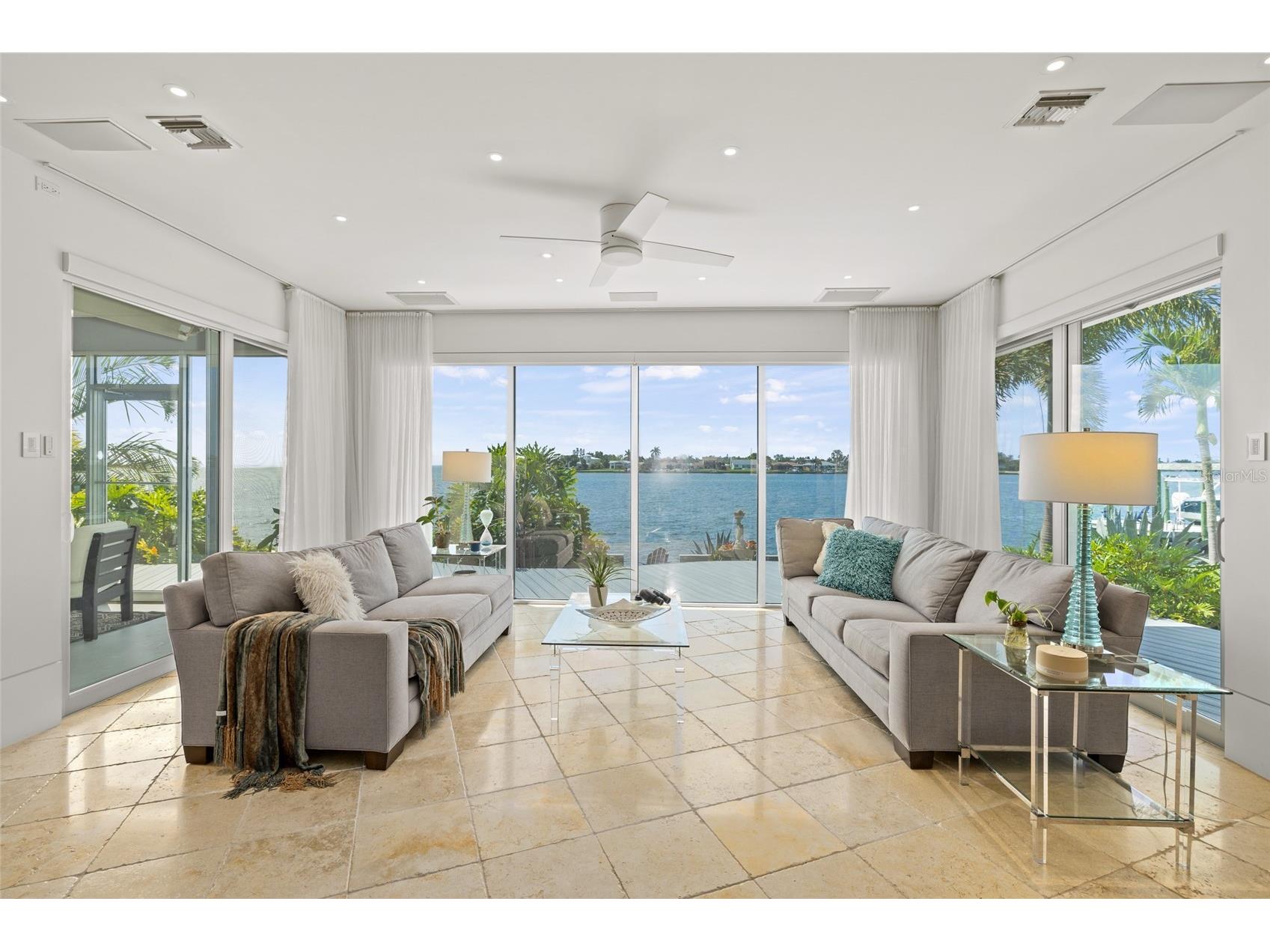 360 26th Avenue SE Saint Petersburg FL 33705 TB8494857 image24
