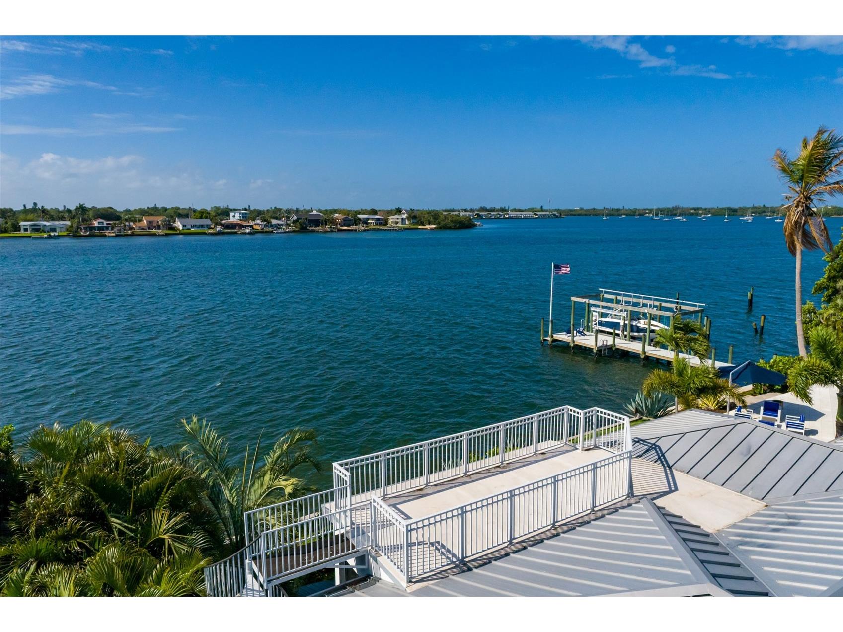 360 26th Avenue SE Saint Petersburg FL 33705 TB8494857 image73