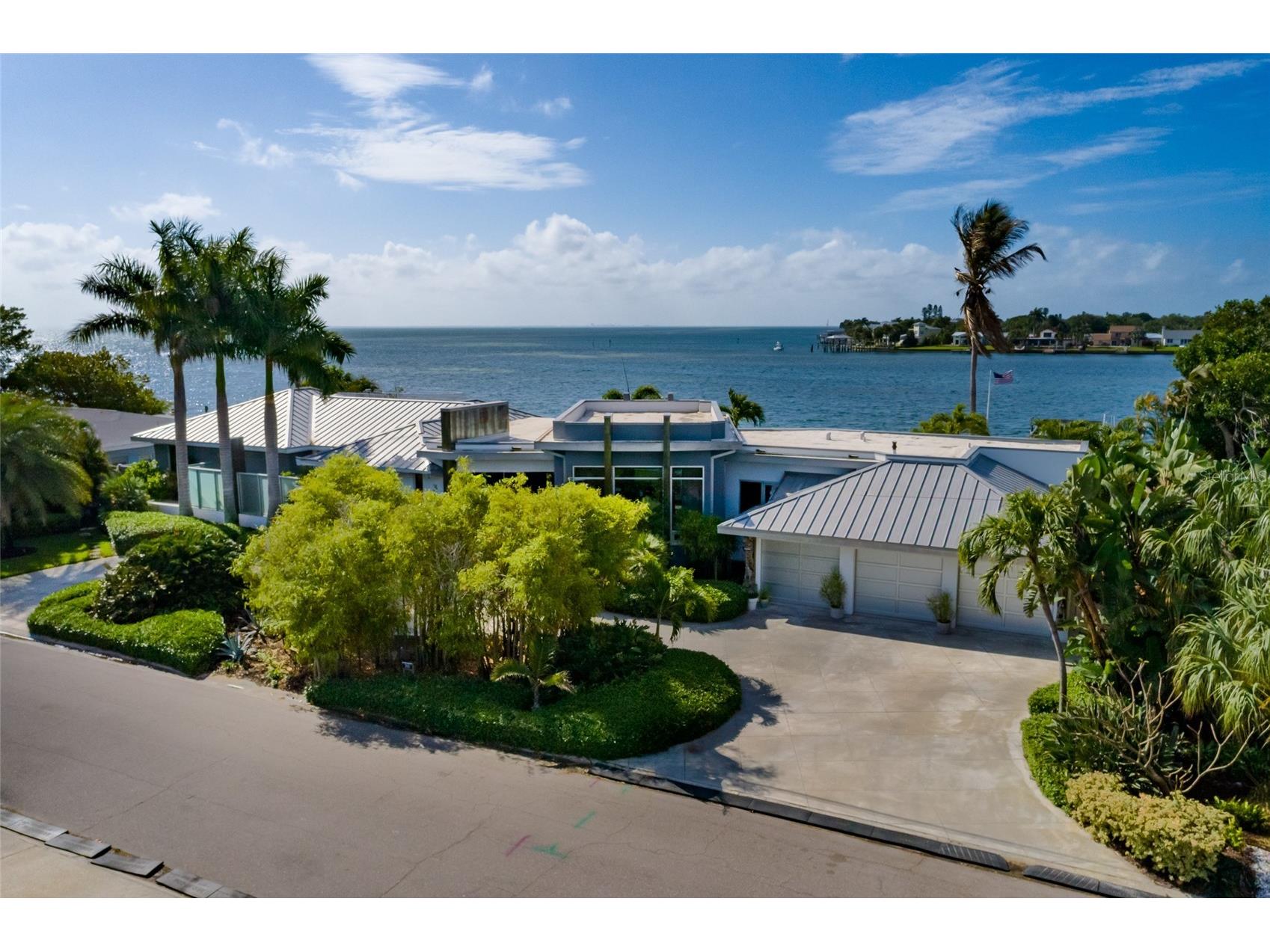 360 26th Avenue SE Saint Petersburg FL 33705 TB8494857 image79