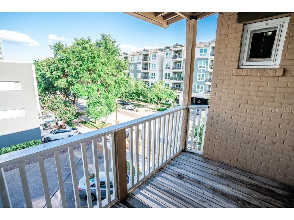 360 4th Street S #18 Saint Petersburg FL 33701 U8198406 image1