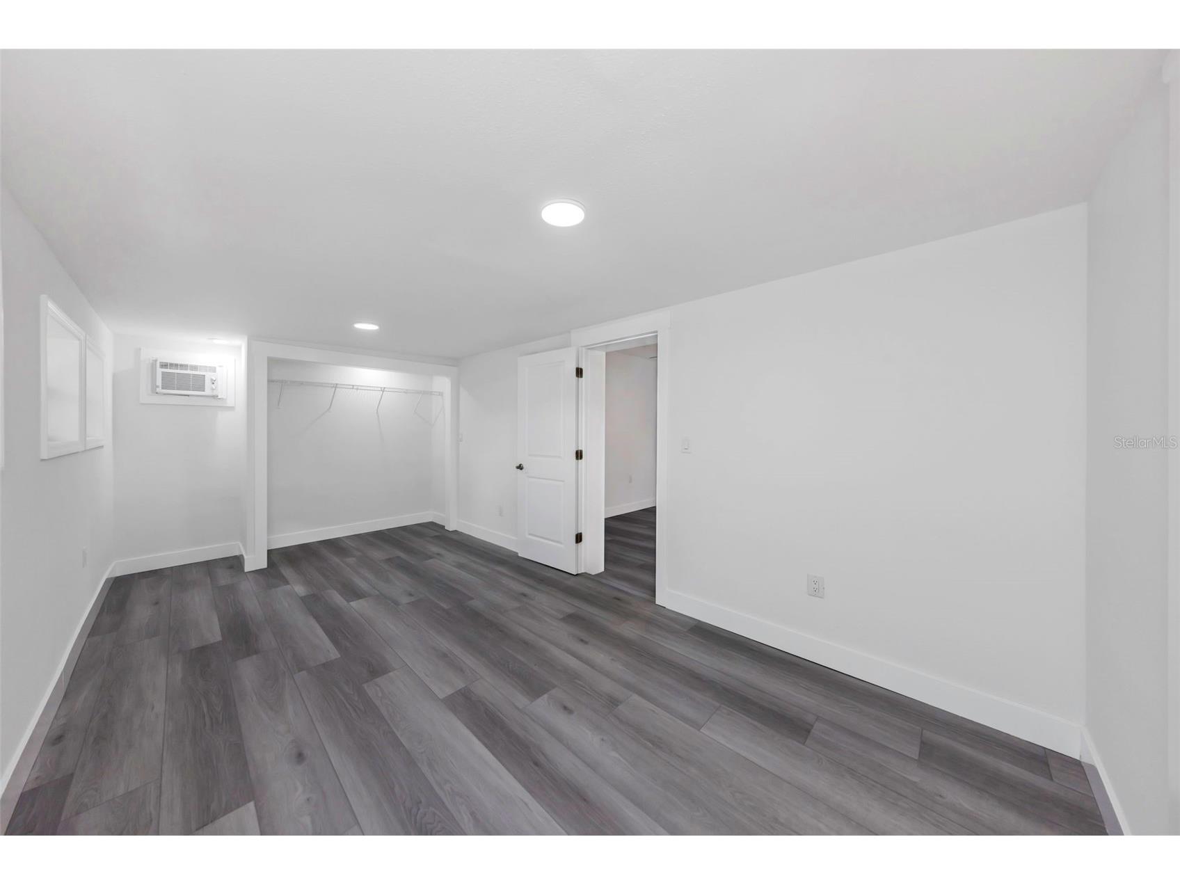 360 57th Street N Saint Petersburg FL 33710 TB8487174 image10