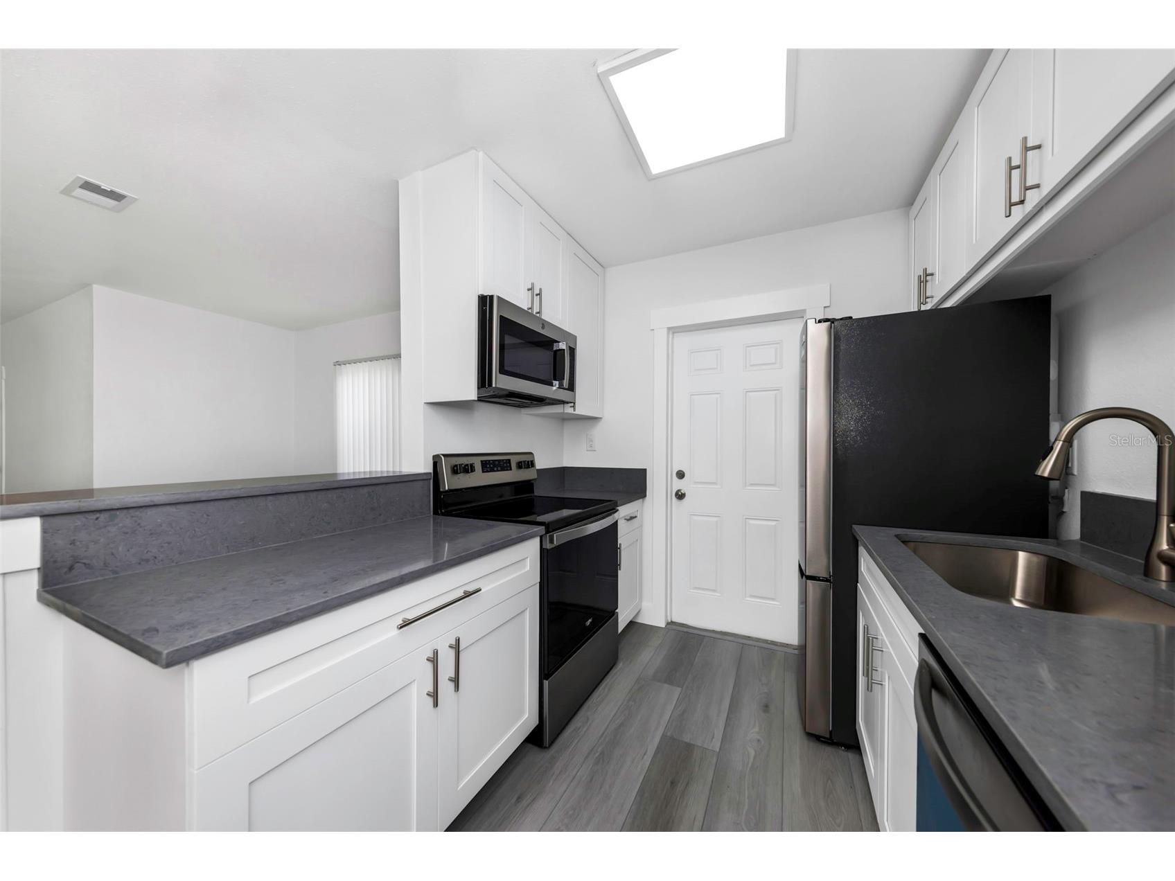 360 57th Street N Saint Petersburg FL 33710 TB8487174 image16