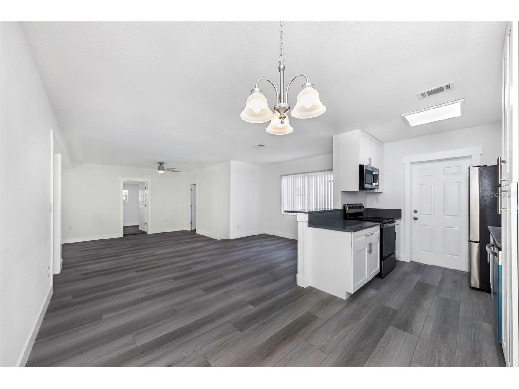 360 57th Street N Saint Petersburg FL 33710 TB8487174 image18