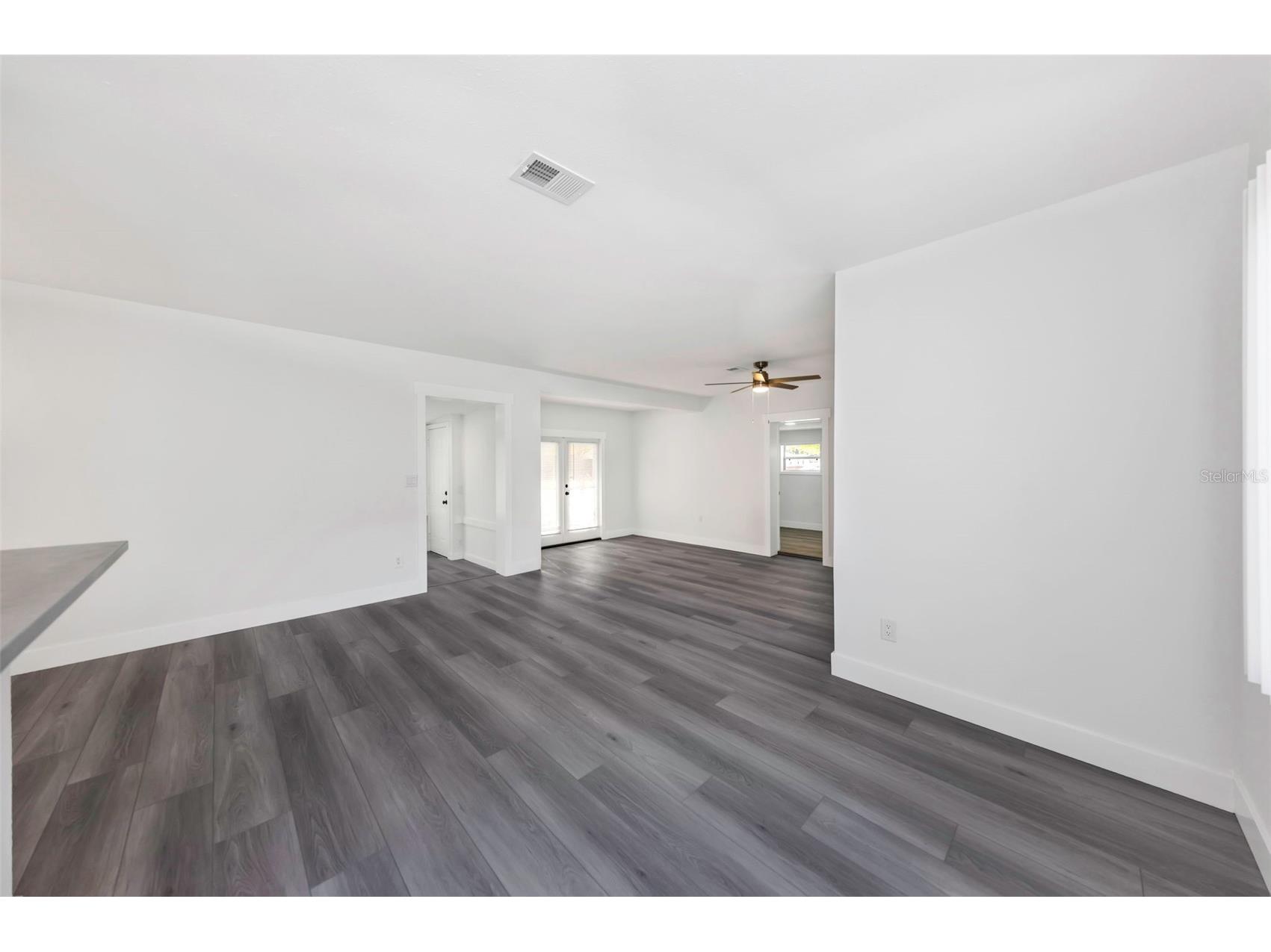 360 57th Street N Saint Petersburg FL 33710 TB8487174 image21