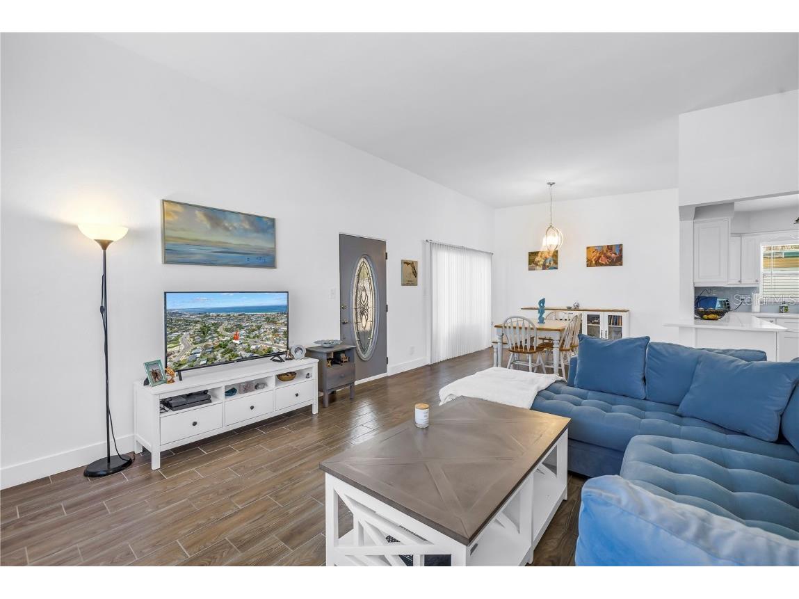 360 71st Avenue Saint Pete Beach FL 33706 TB8407209 image7