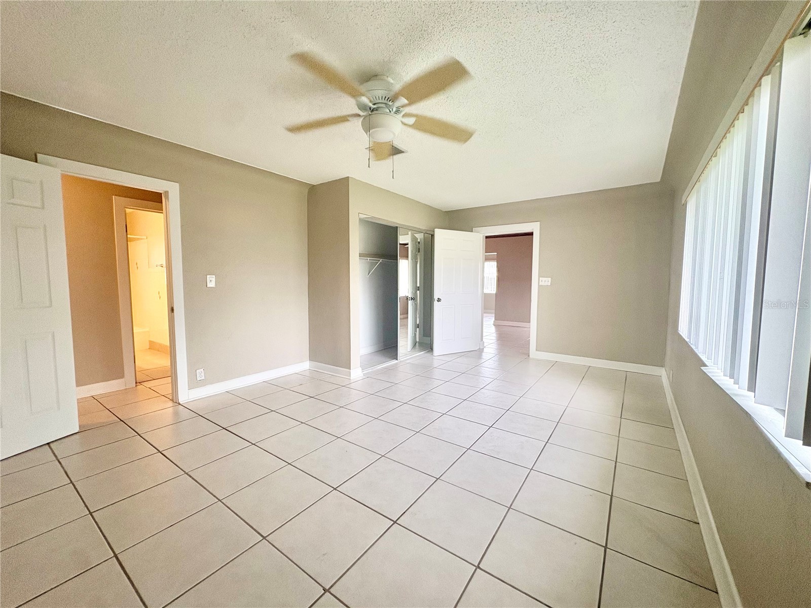 360 72nd Avenue Saint Petersburg FL 33706 TB8532269 image18